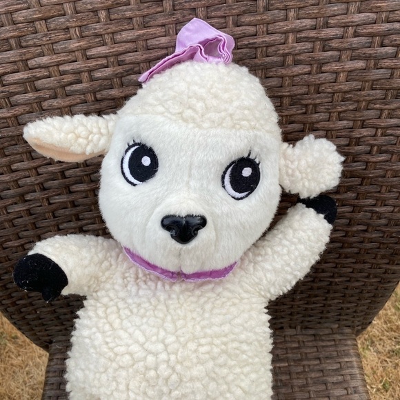 𝅺awana Clubs Intl LUV E LAMB Puppet 14" Cubbies Plush Stuffed Animal Baby Sheep - Picture 4 of 6